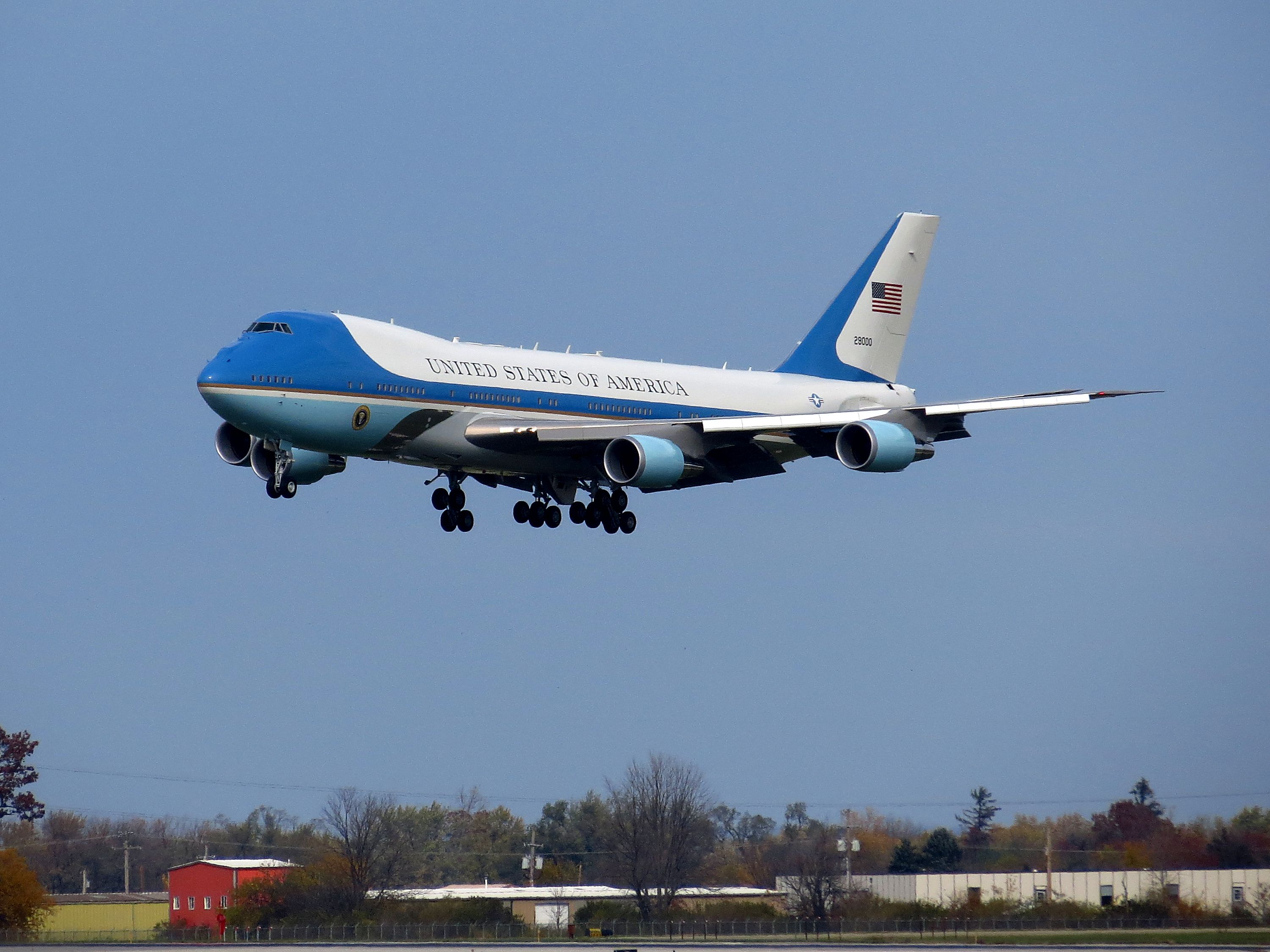 Can a Foreign Country Donate Air Force One?
