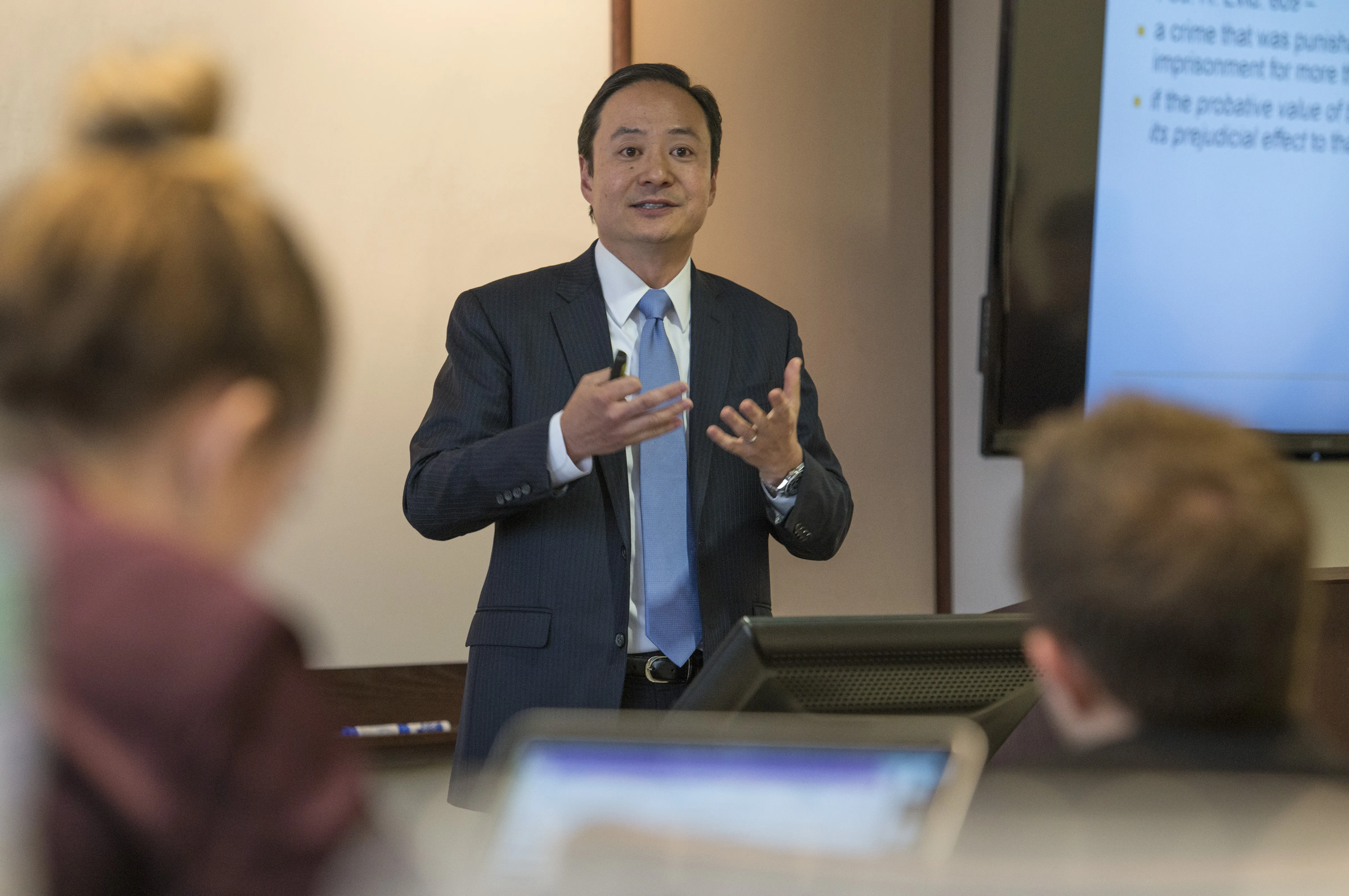 Judge John Z. Lee of the U.S. Court of Appeals for the Seventh Circuit.