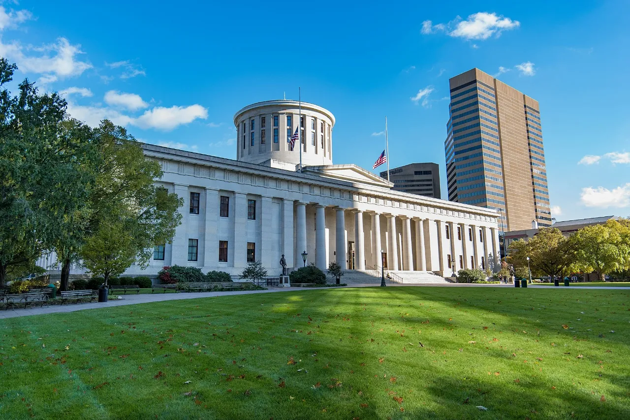 The Ohio Statehouse building in Columbus, photographed from outside