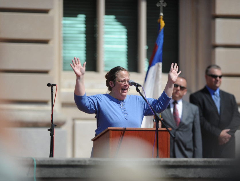 Kim Davis speaking at podium