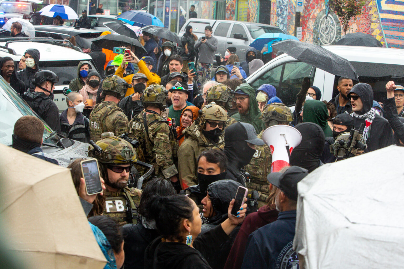Minneapolis ice agents protest scene