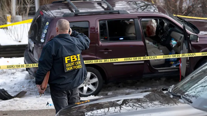 Internal Bleeding vs. “Refrigerator Door”: Medical Details Escalate War of Words Between DHS and Mayor Frey Over ICE Shooting