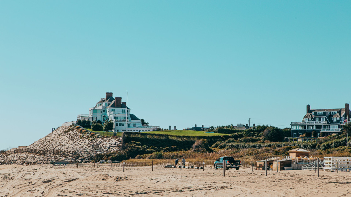 Taylor Swift's luxury beach house in Rhode Island