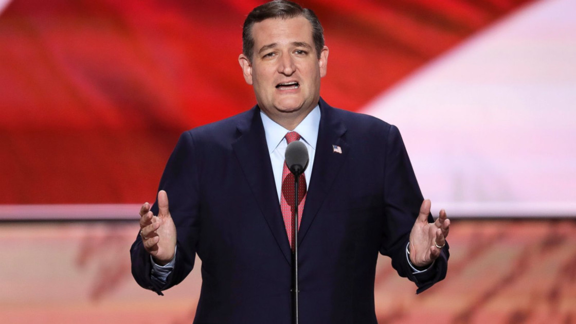 Ted Cruz Positions For 2028 Presidential Run By Attacking Tucker Carlson’s Foreign Policy Views