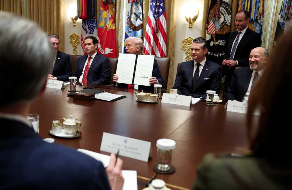 Trump signing Columbus Day proclamation