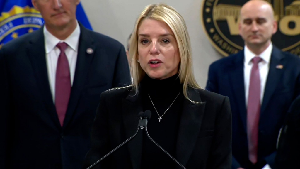 Alleged top MS-13 member arrested in Virginia was 'leader for the East Coast,' AG Bondi says