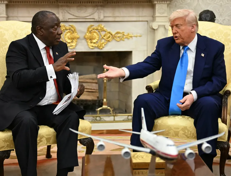 Trump and Ramaphosa in White House Oval Office