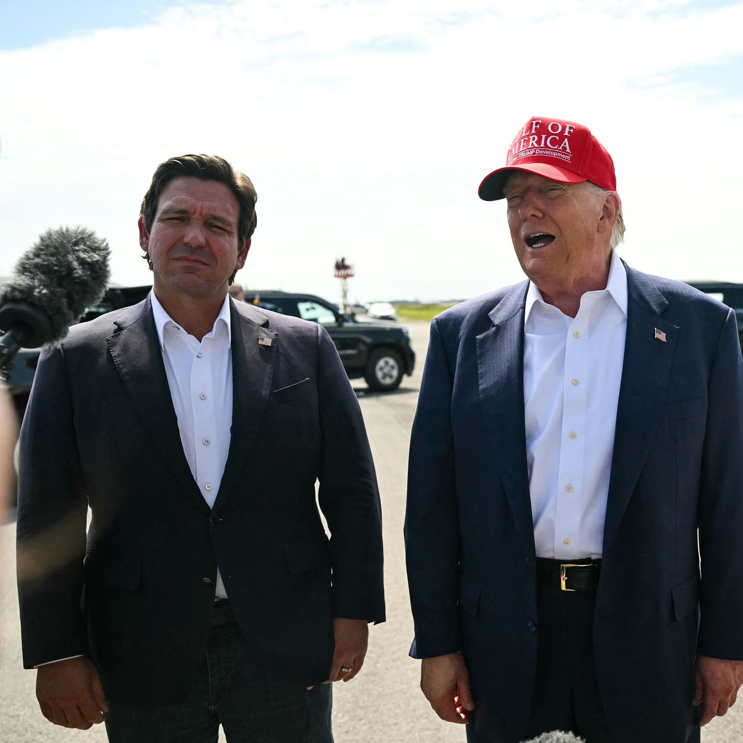 Florida Governor Ron DeSantis and DHS Secretary Kristi Noem
