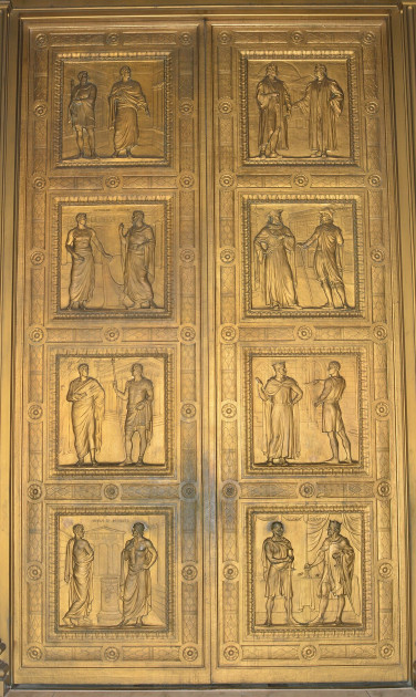 U.S. Supreme Court building main entrance doors