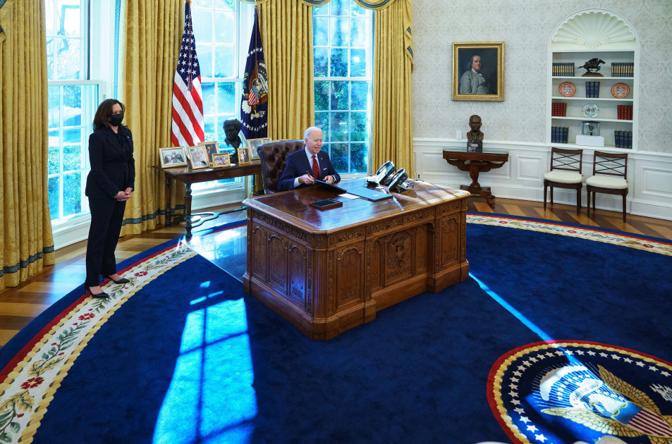 joe biden alone in oval office