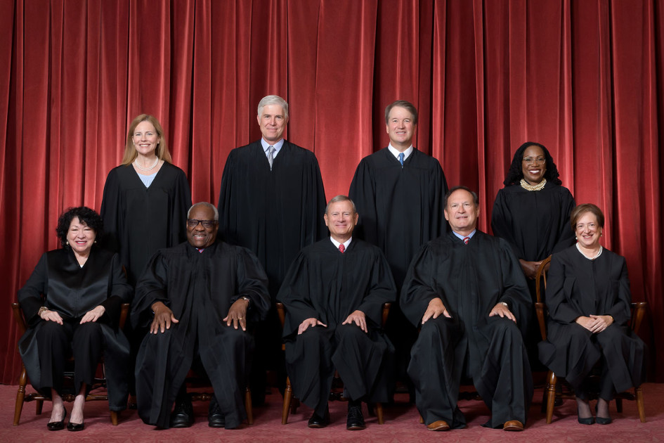 Justices of the US Supreme Court official photo