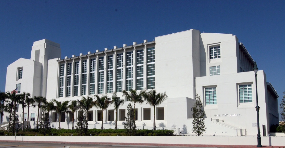 exterior of the federal courthouse in Fort Pierce, Florida