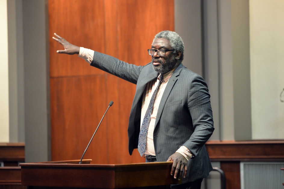 Notre Dame Law School Professor Stephen Smith