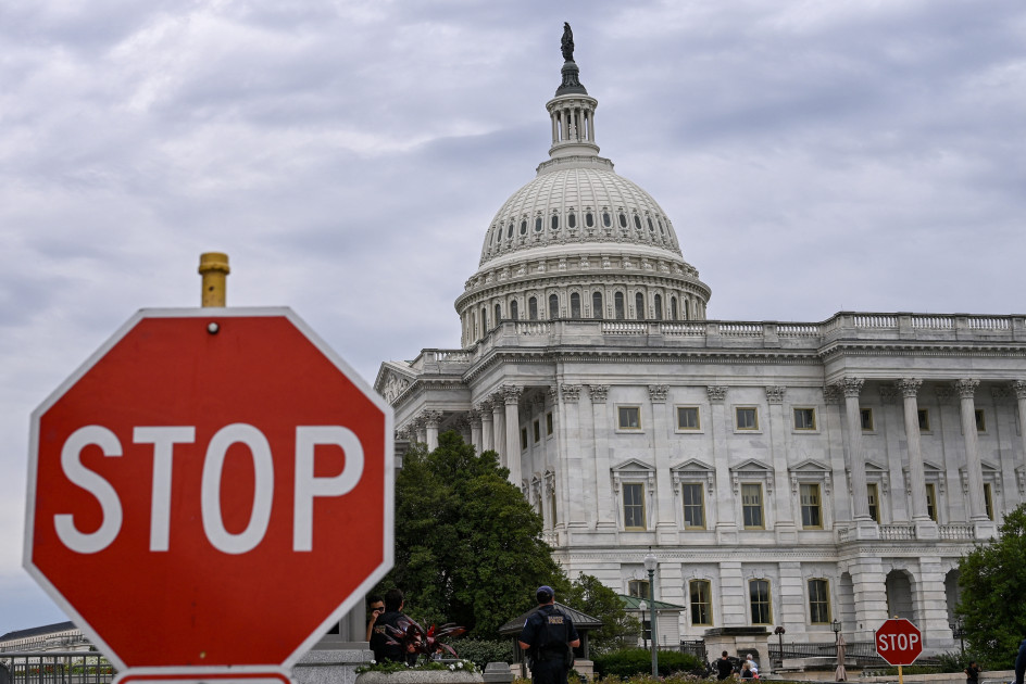 U.S. Capitol building during government shutdown
