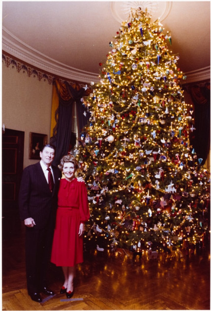 Nancy Reagan musical theme Christmas tree 1987